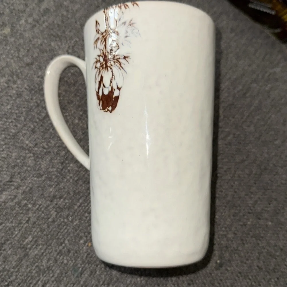 TAG Coffee Tea Mug Cup Ivory Ceramic Incised  Floral blue Inside G7